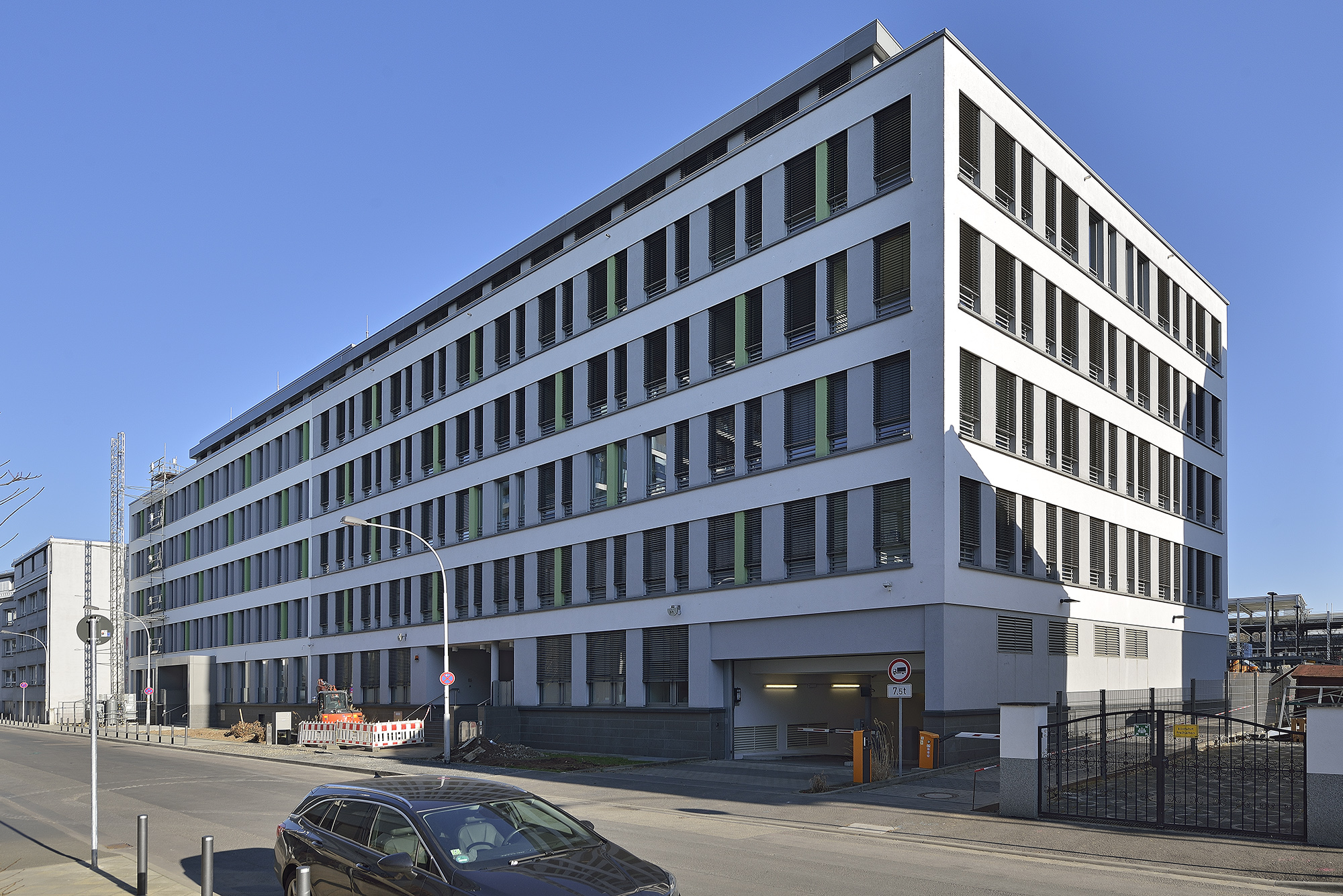 Oliver Sommer Buerogebaeude AB5 FRANKFURT
